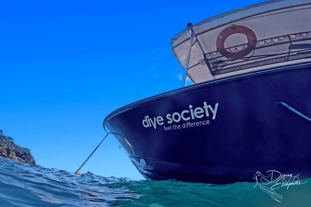 Dive Society Dauin boat