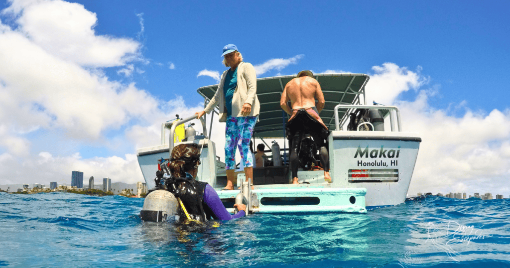 Scuba diving in Oahu with Kaimana Divers 