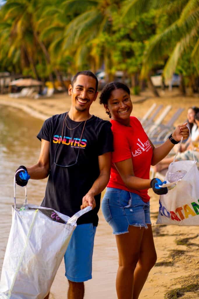 Beach Cleanup at Sun Divers Roatan