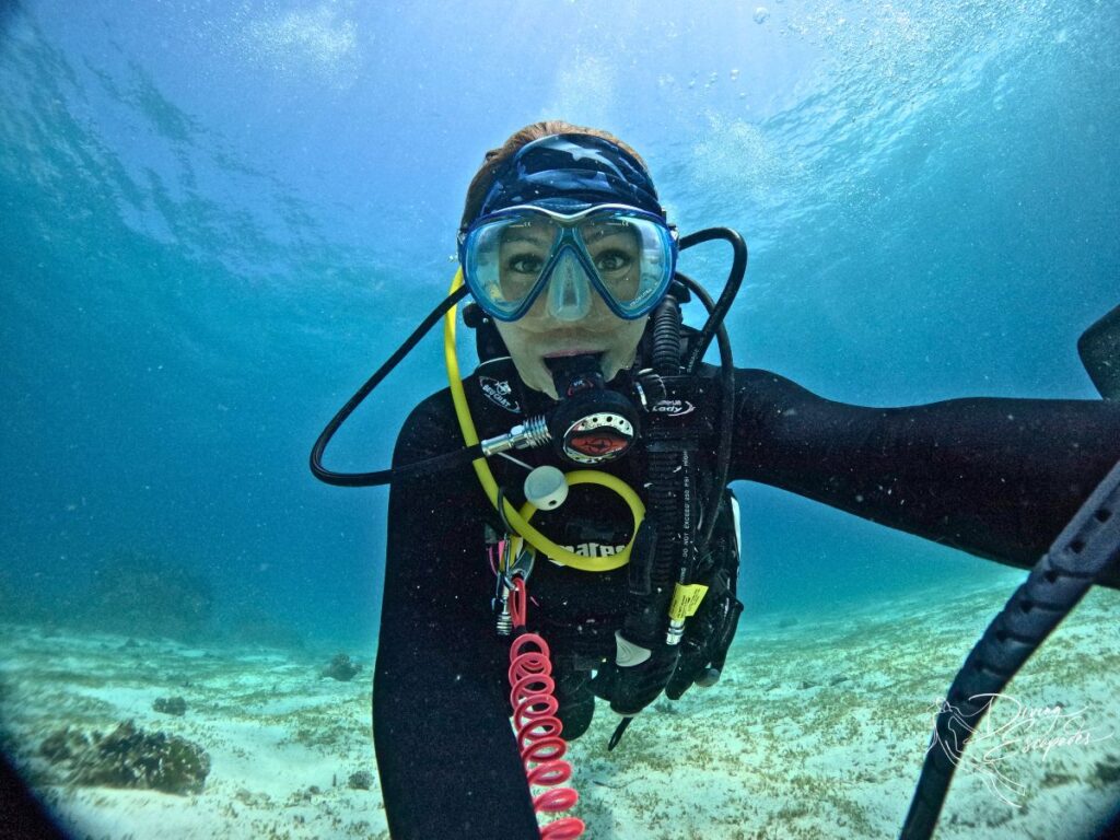 Balicasag island Diving with clear visibility